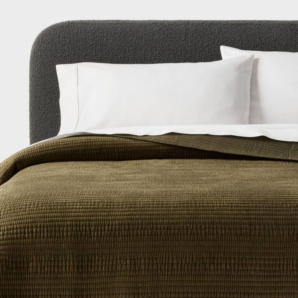 Threshold - Full/Queen Ruched Velvet Quilt Green - Threshold Green